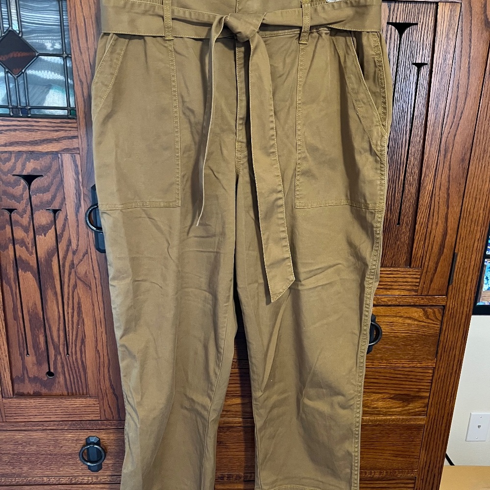 Cabi light brown ankle length summer pants, womens med